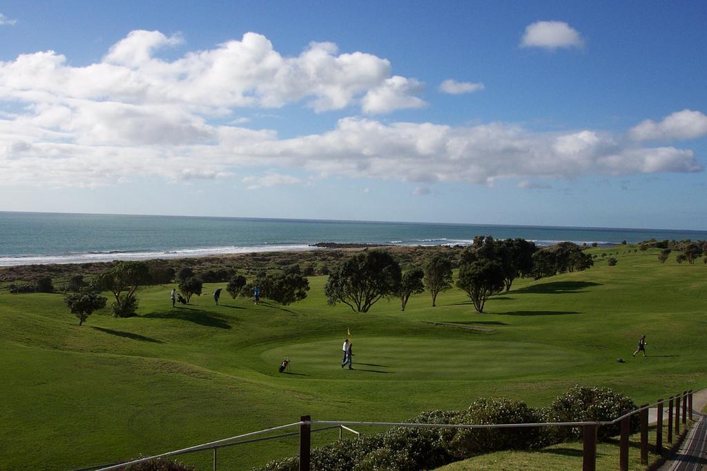 Fitzroy Beach Holiday Park New Plymouth Exteriér fotografie