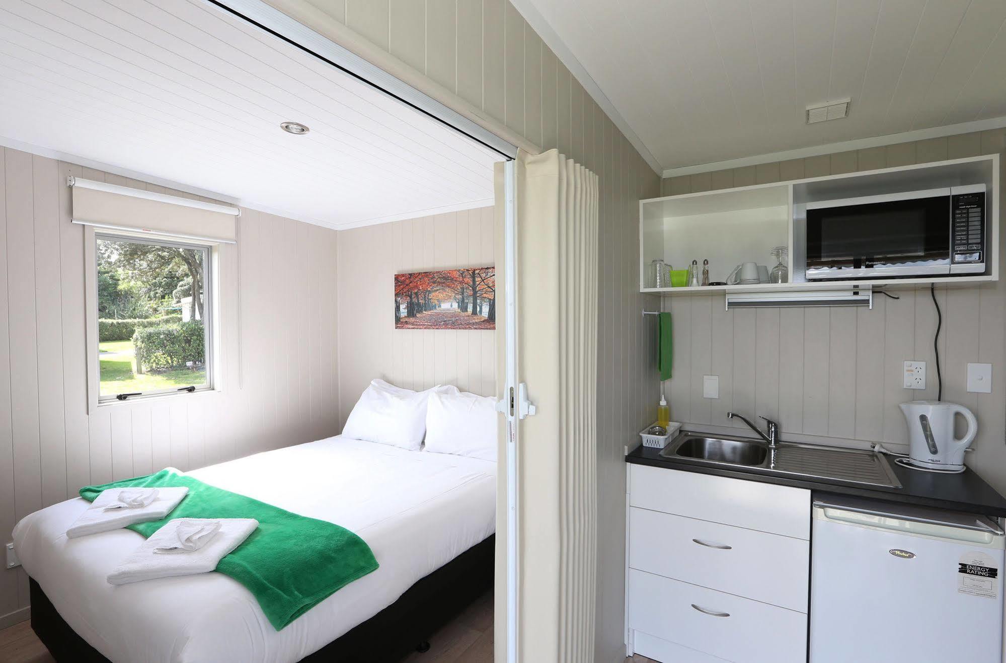Fitzroy Beach Holiday Park New Plymouth Exteriér fotografie